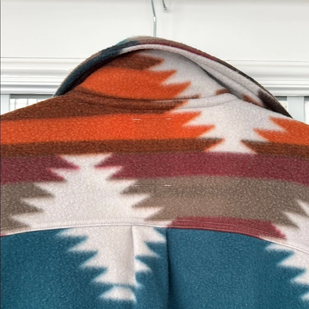 Colorful Aztec Patterned Jacket - Picture 8 of 10